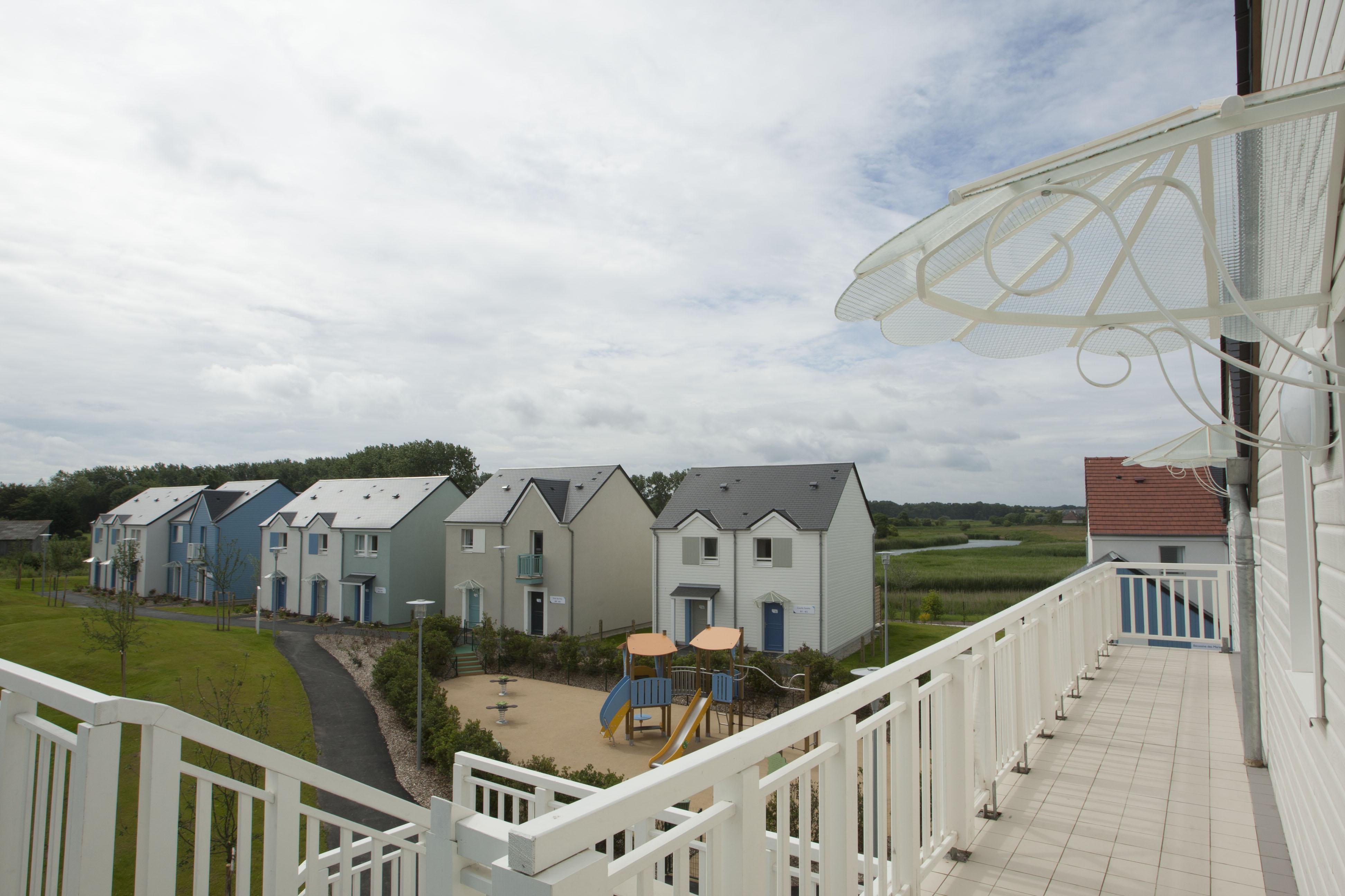 Pierre & Vacances Residence Le Chant Des Oiseaux Courseulles-sur-Mer Εξωτερικό φωτογραφία